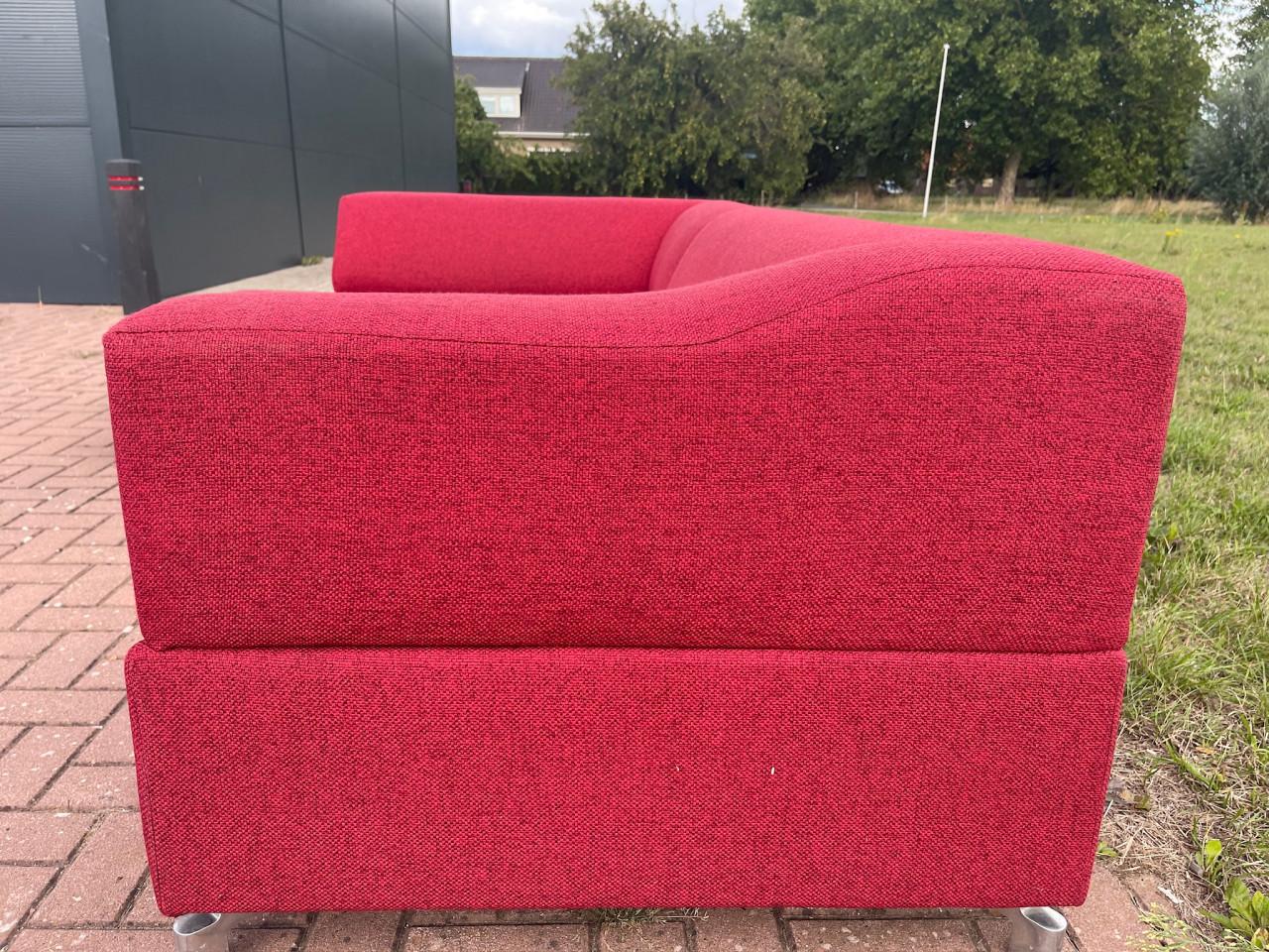 Leolux Faya Lobi stoffen hoekbank 298 cm diepe zit | Rood | ZGAN