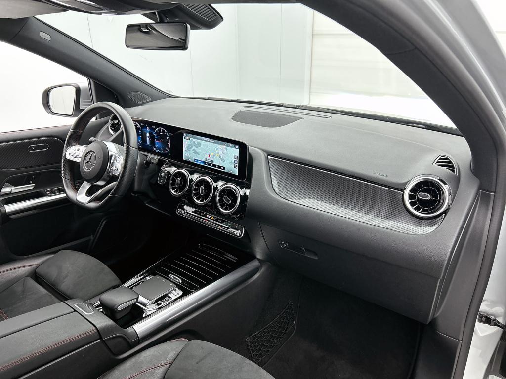 Mercedes-Benz B-Klasse 200 business solution amg | wegklapbare trekhaak | s