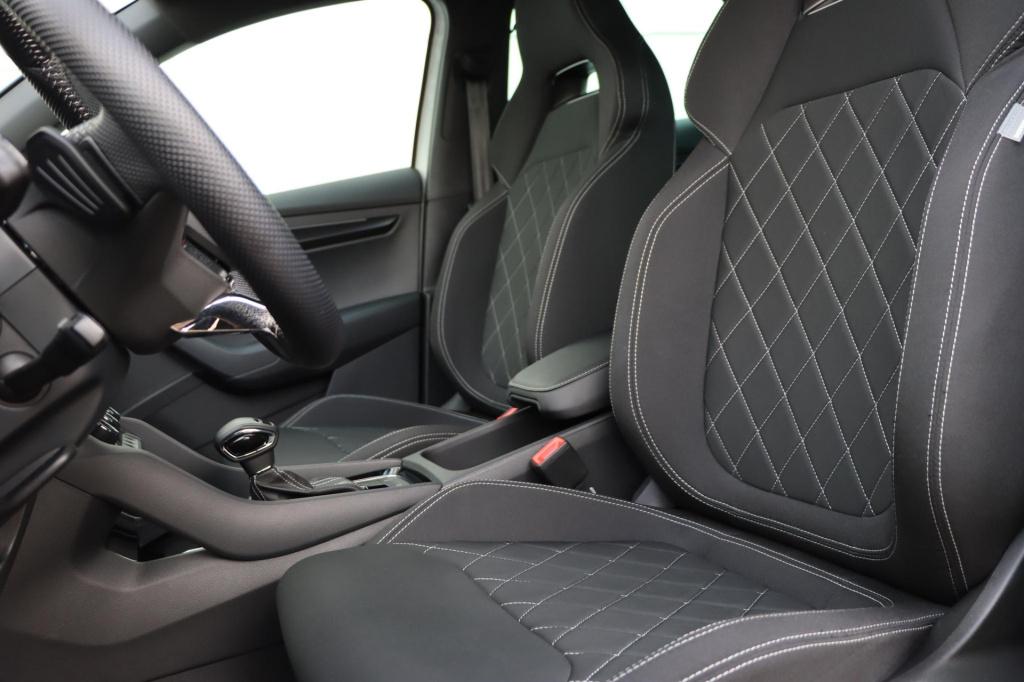 Skoda Karoq 1.5 tsi sportline 150pk dsg7 voor+achterbankverwarming | stuurv