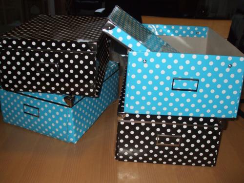 Te koop leuke opbergdozen.