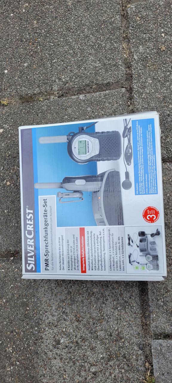 Walkie talkie