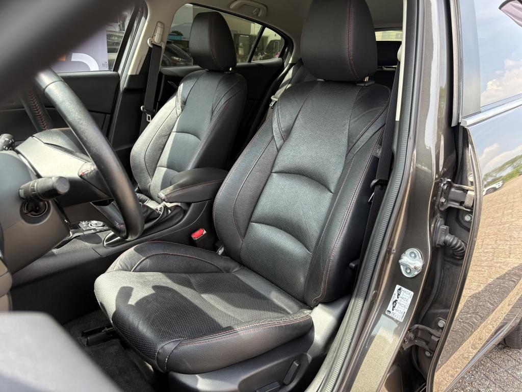 Mazda 3 2.0 gt-m