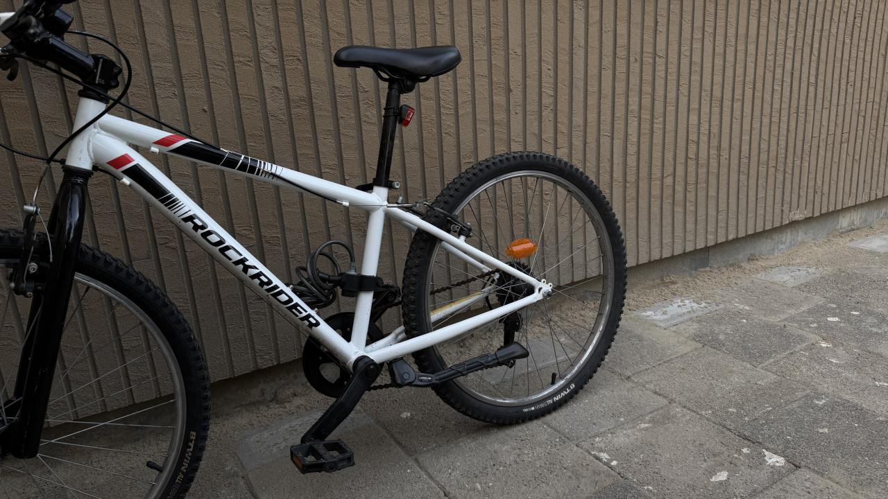 Jongens fiets
