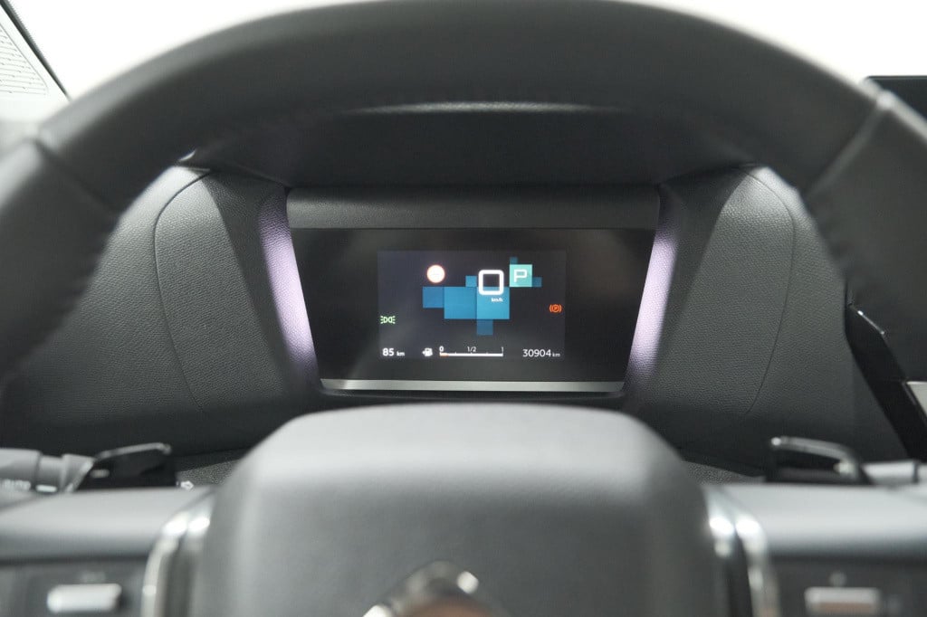Citroen C4 puretech 130 eat8 feel edition | camera | apple carplay | parkee