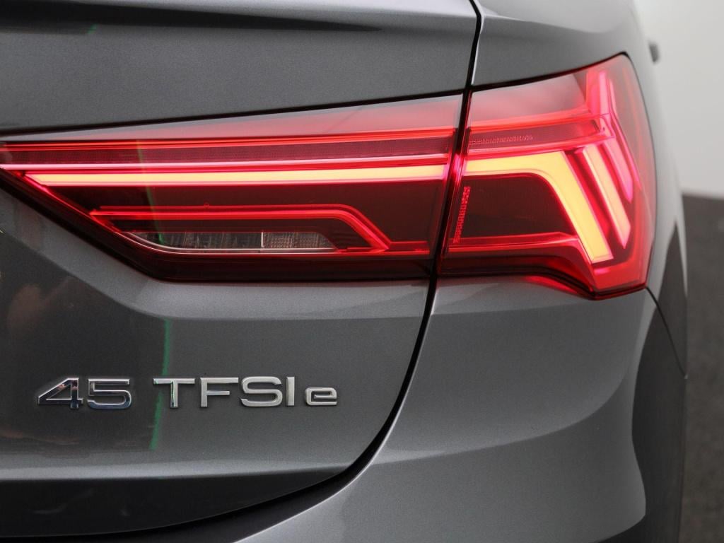Audi Q3 sportback 45 tfsi e s edition | panoramadak | 2x s-line | automaat 