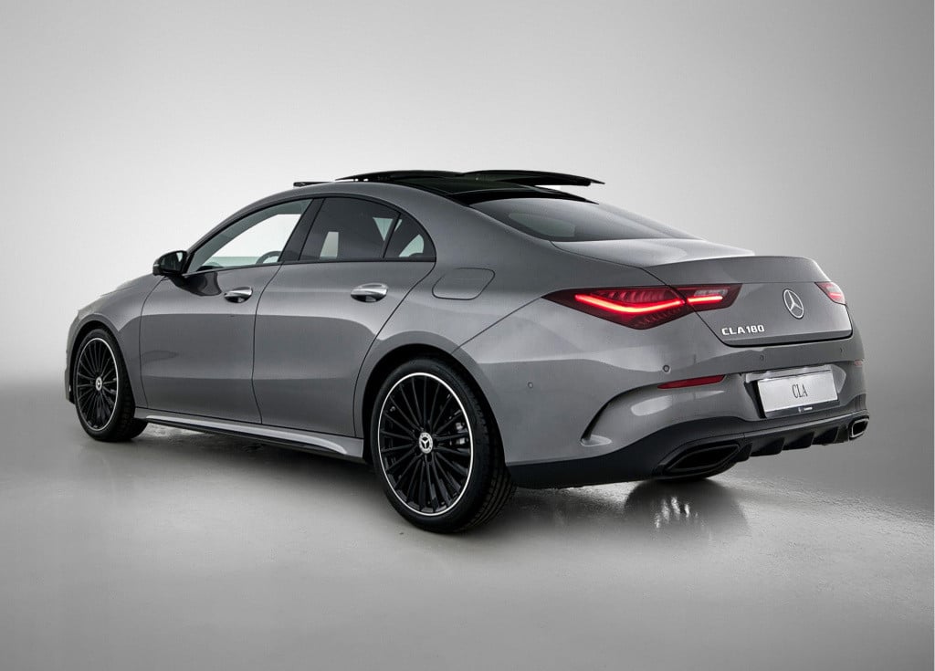 Mercedes-Benz Cla 180 business solution amg | amg line plus pakket | head-u