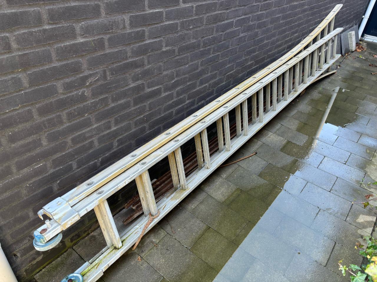 Aluminium uitschuifbare ladder 14 treden