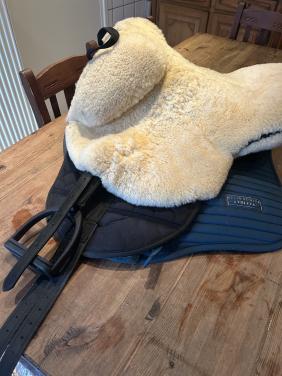 HKM willen Barebackpad met beugel ophanging