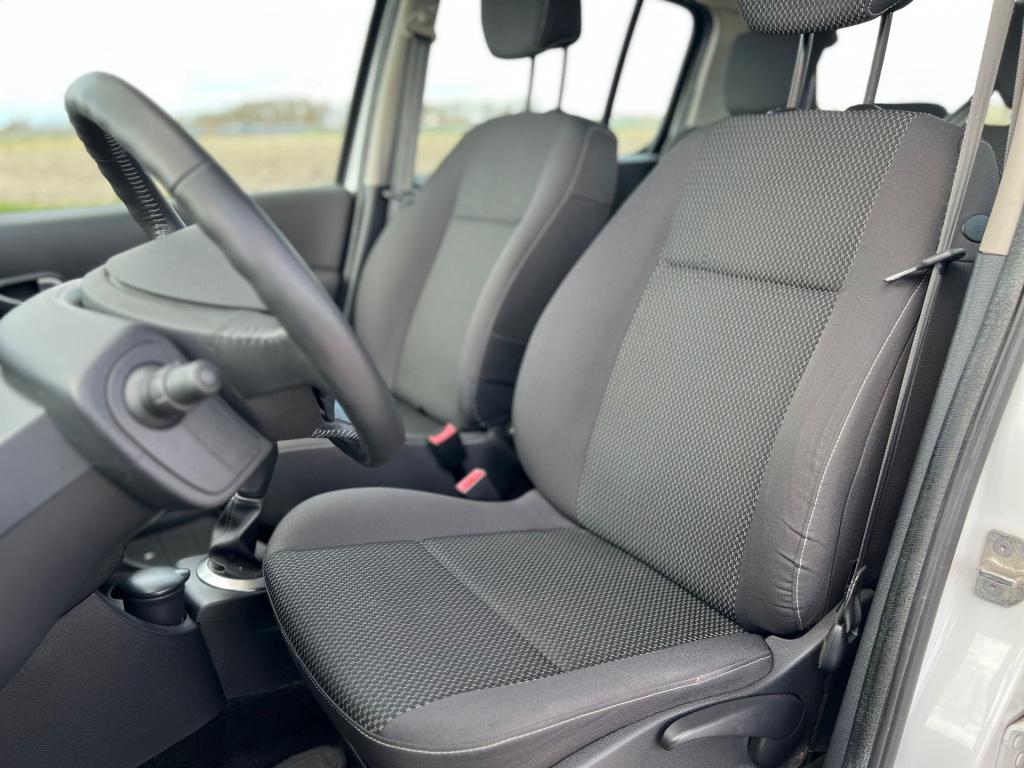Renault Modus 1.2-16v dynamique // 28.000 km! // nap