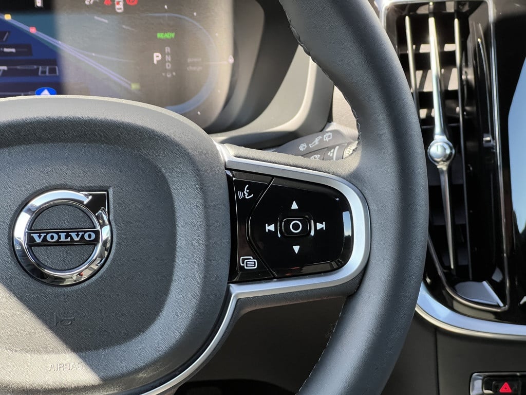 Volvo V60 t6 398pk recharge plus dark| adap.cruise| 360camera| trekaak