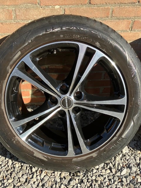 18 inch velgen met banden
