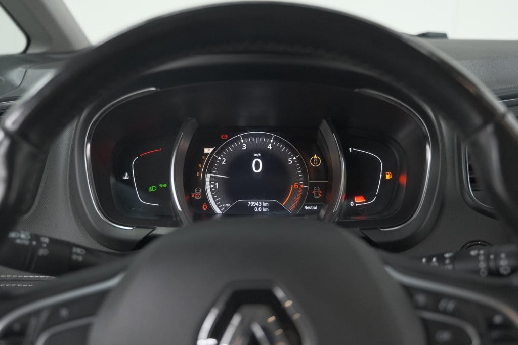 Renault Grand Scenic tce 140 edc intens | 7 zitplaatsen | trekhaak | camera