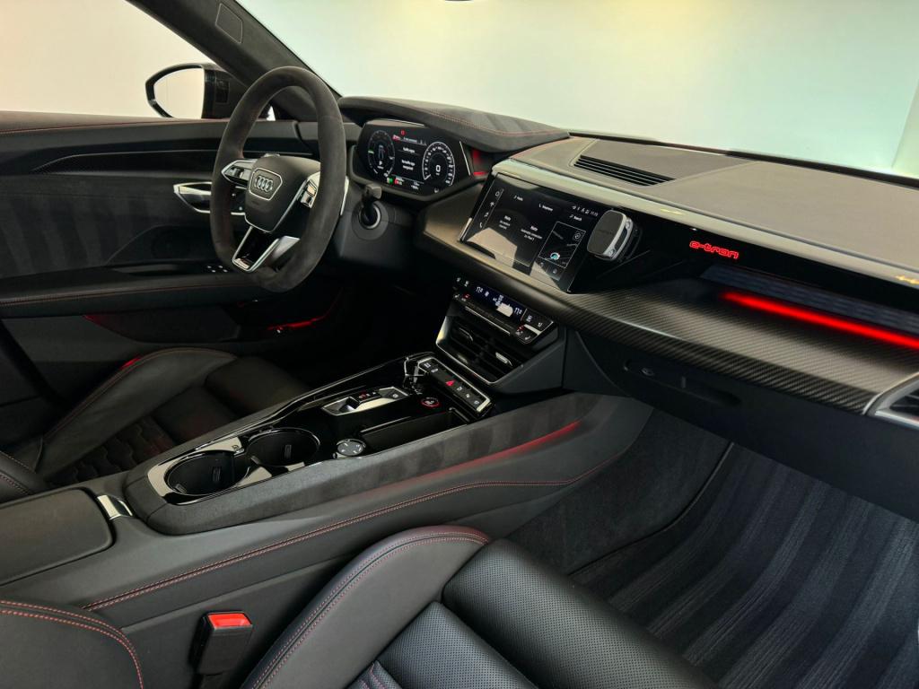 Audi E-tron Gt rs 93 kwh