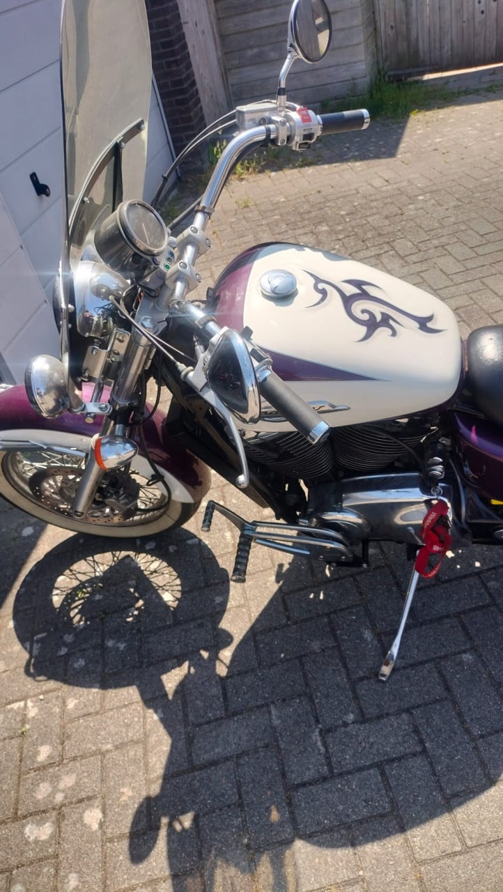 Honda Shadow VT1100 C2