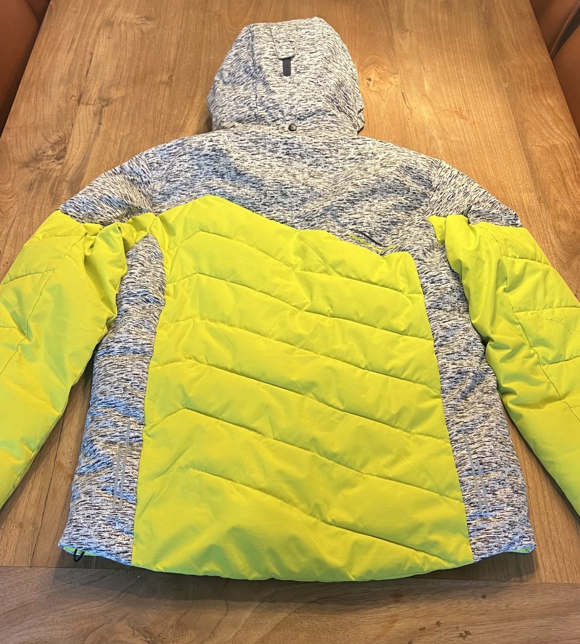 Skijas + skibroek maat 176