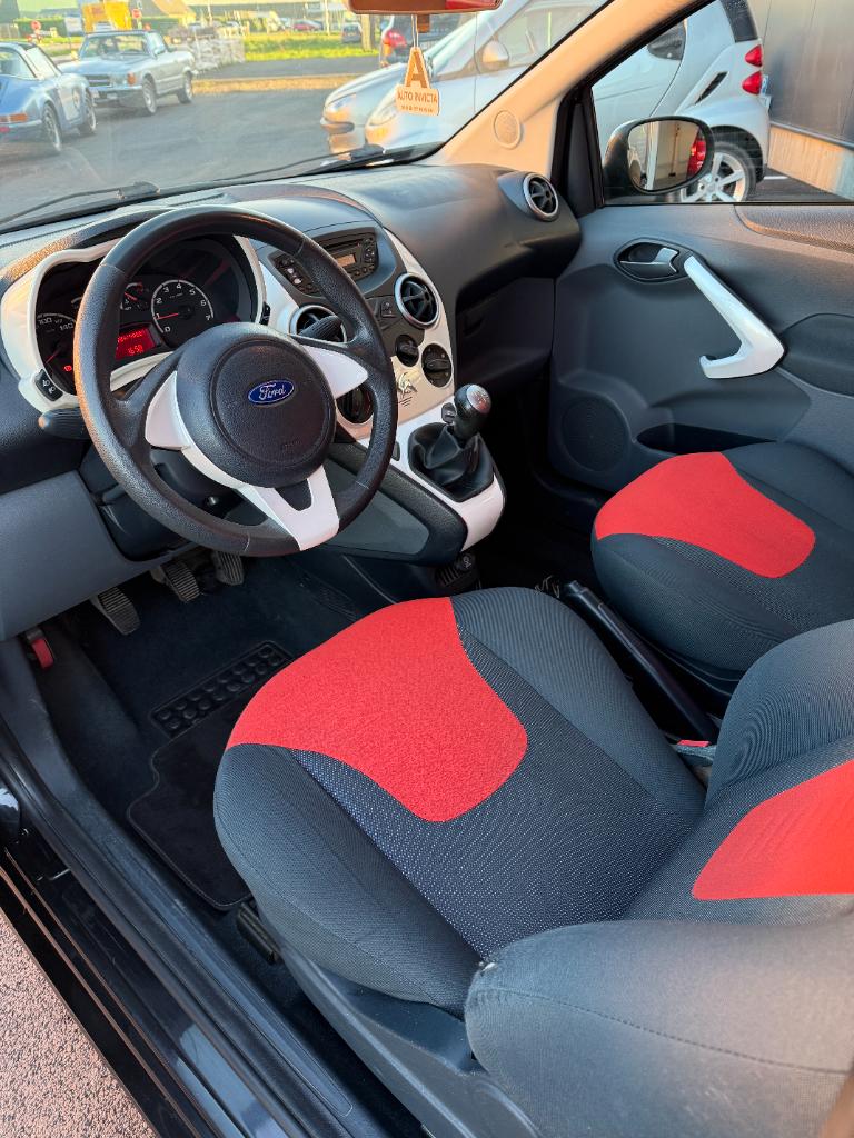 Ford KA 1.2 - titanium - airco