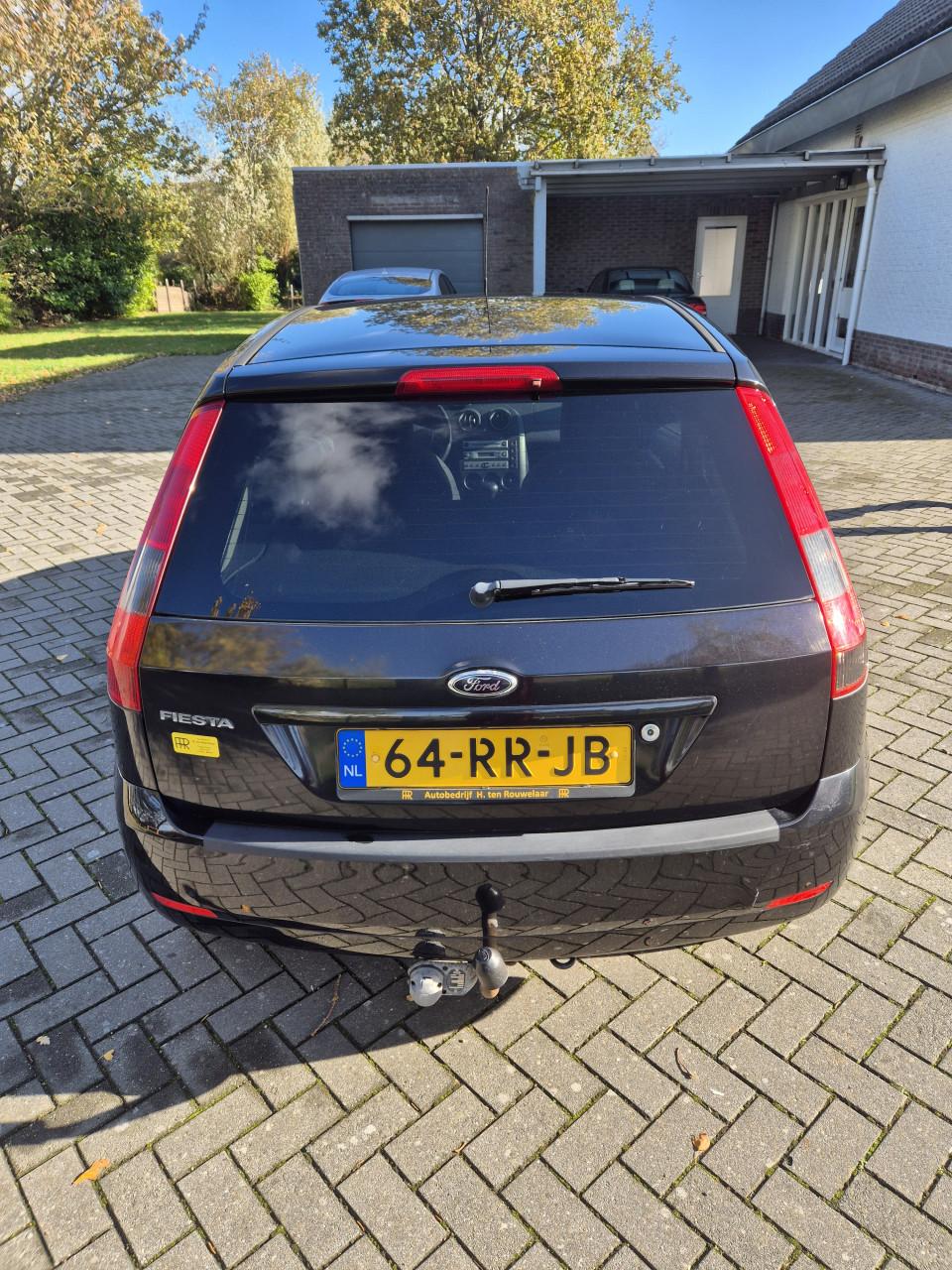 Ford Fiesta 1.6 automaat, bouwjaar 2005