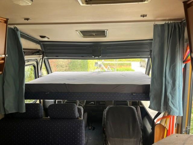 Camper Peugeot 280 G te koop (motor defect)