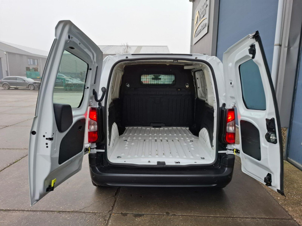 Peugeot Partner 1.5 bluehdi premium airco / cruise controle / navi / 105 pk