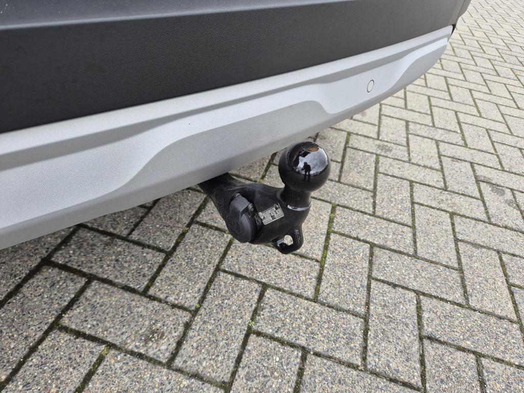 Renault Captur 1.6 e-tech plug-in hybrid 160 iconic topmodel!, all season, 