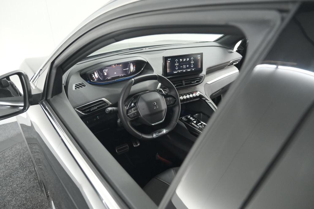 Peugeot 5008 hybrid 136 e-dcs6 gt | camera | dodehoekdetectie | navigatie |