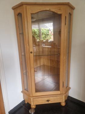 Vitrinekast Elzenhout