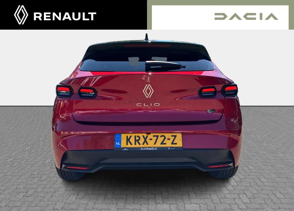Renault Clio 1.8 hybrid 160 techno