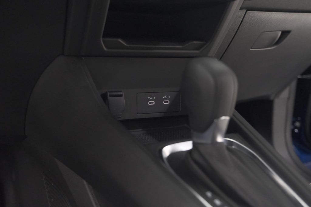 Renault Captur mild hybrid 160 edc techno | camera | navigatie | apple carp