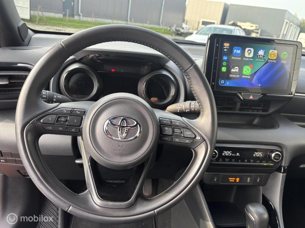 Toyota Yaris 1.5 hybrid executive