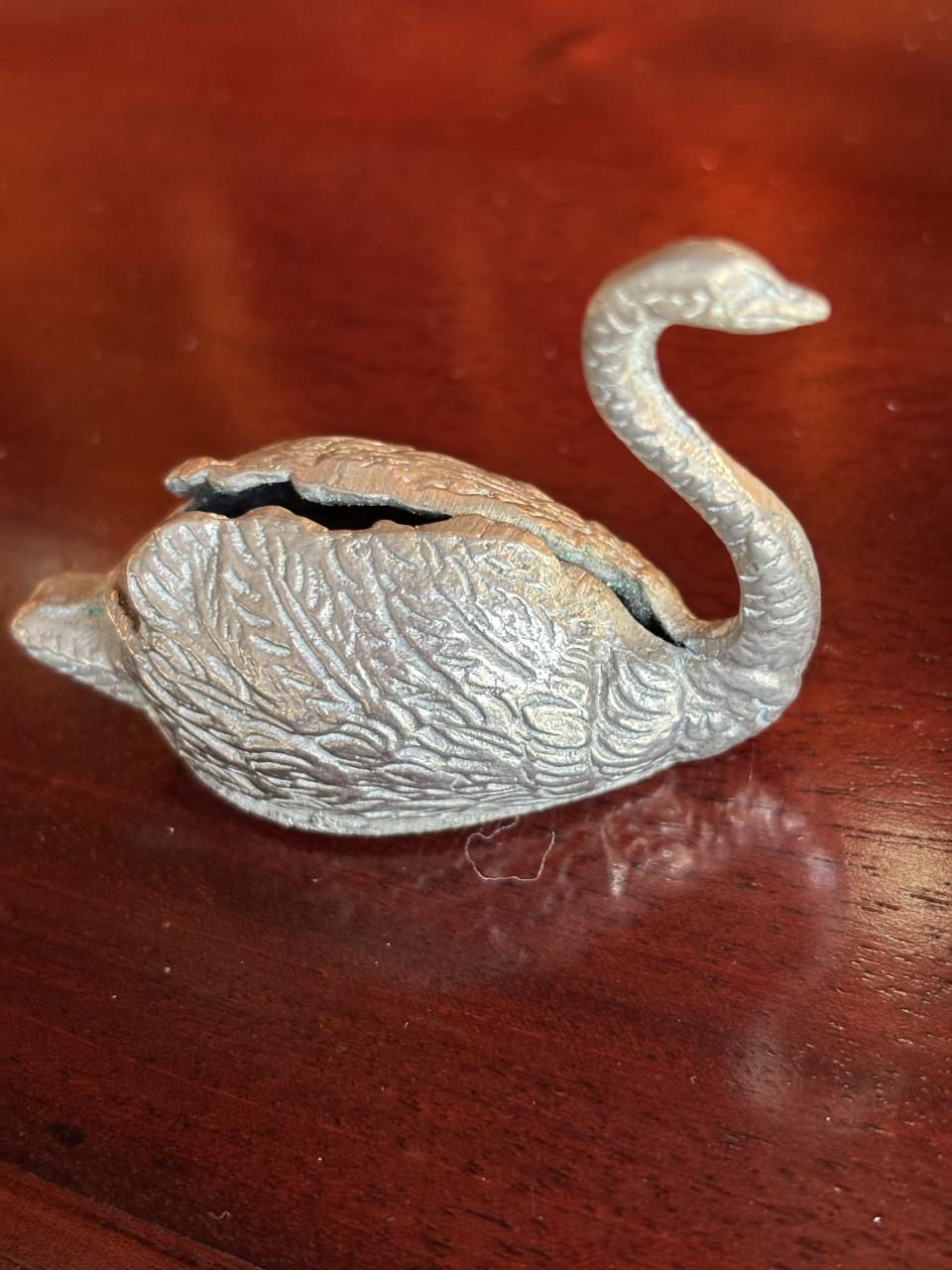 MOOIE BAROKKE KANDELAAR VAN BERNDORF ALPACCA