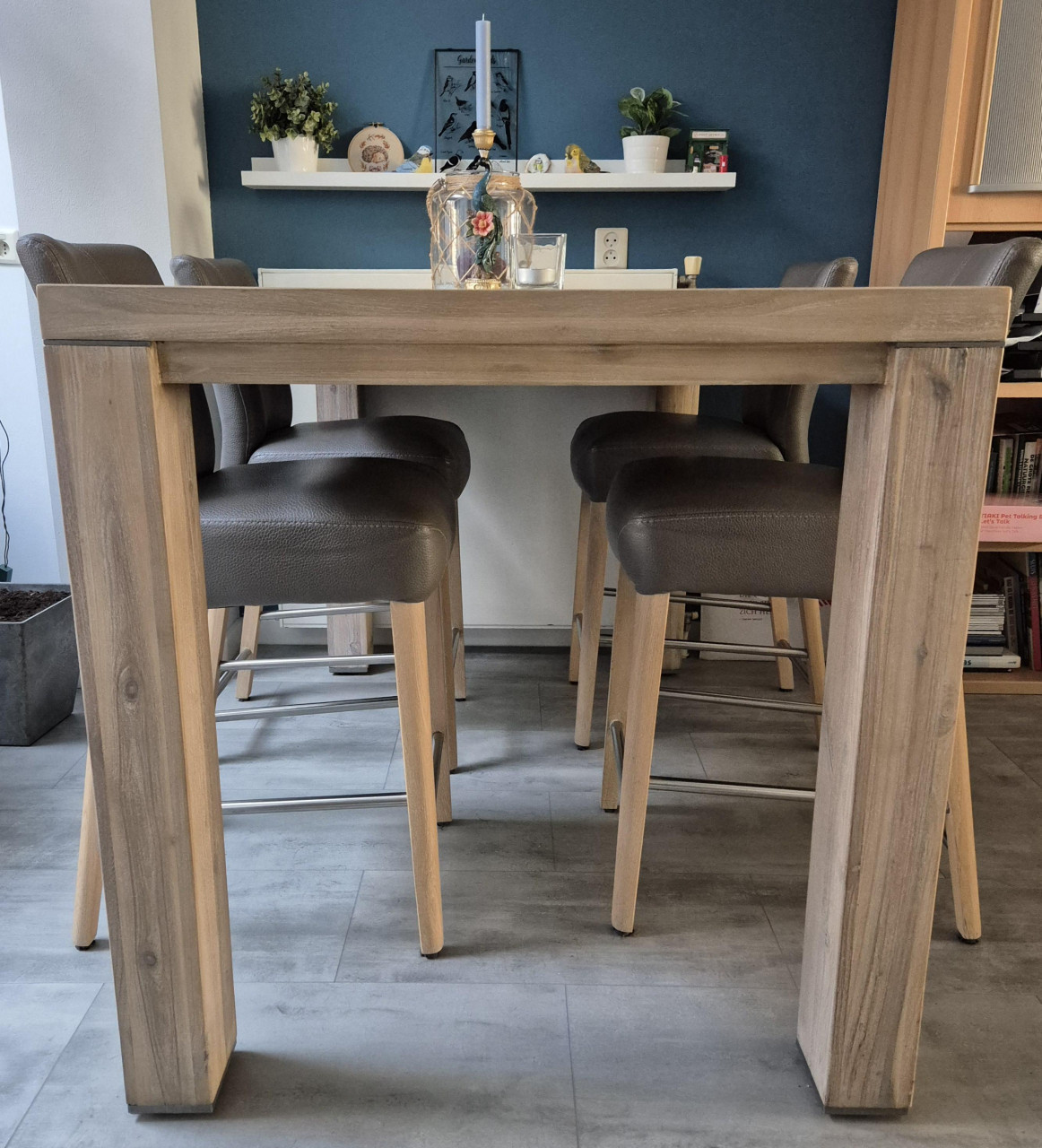Bartafel met 6 stoelen Henders & Hazel