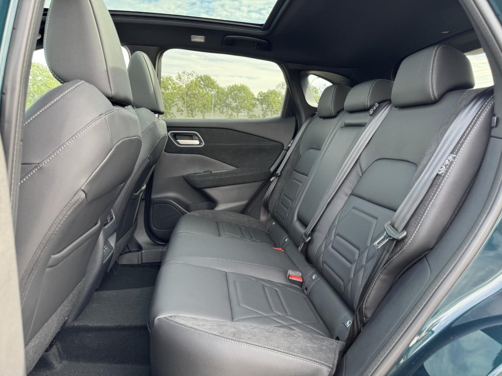Nissan Qashqai 1.3 mhev xtronic n-design alle opties!