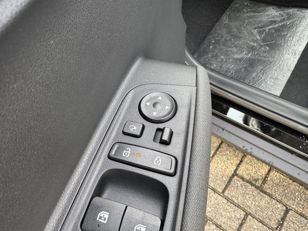 Hyundai Inster evolve 49 kwh winter + tech pack