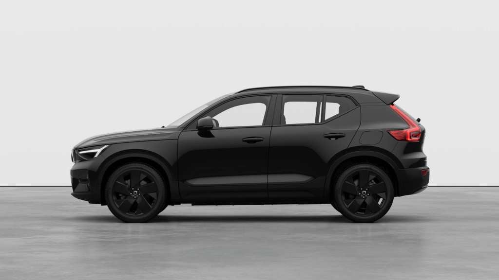 Volvo Ex40 plus black edition