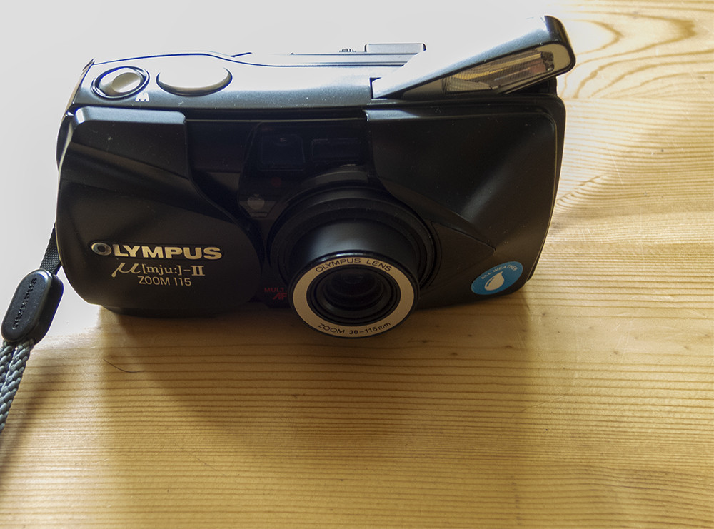 Te koop verschillende analoge +  een digitaal fototoestellen