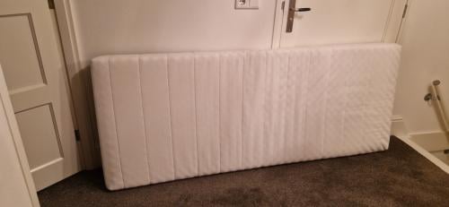 2 matrassen van Ikea 200x80
