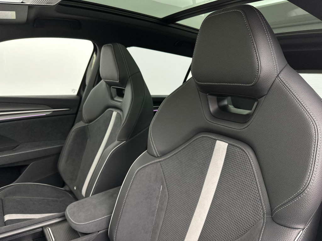 Skoda Kodiaq sportline business 1.5 tsi phev 150 kw / 204 pk su