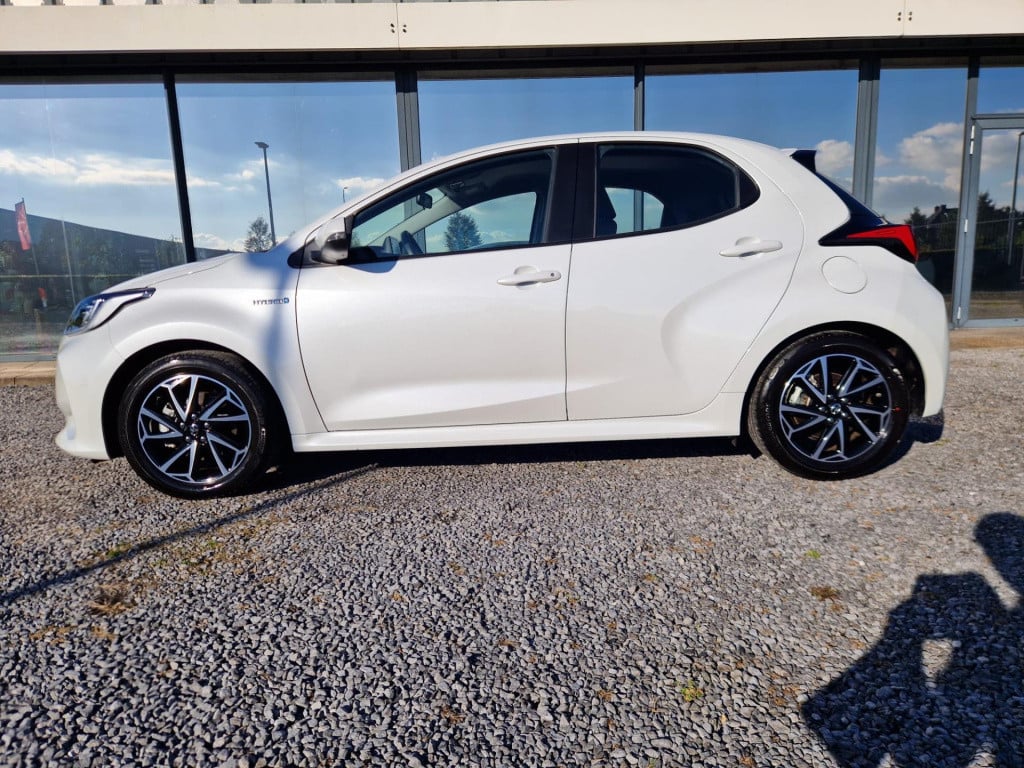 Toyota Yaris 1.5 hybrid first edition | automaat | adaptieve cruise control