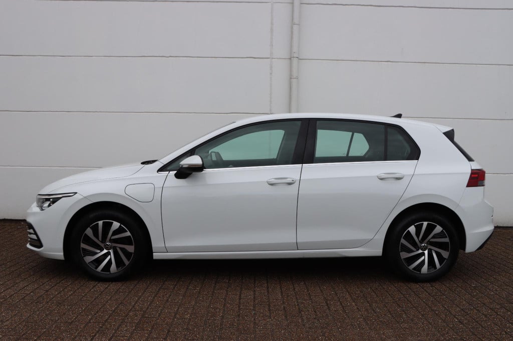 Volkswagen Golf 1.4 ehybrid style 204pk dsg6