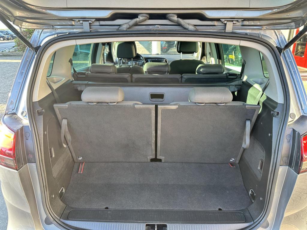 Opel Zafira tourer 1.4 blitz 7p.