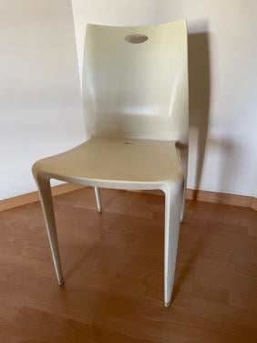 6 KEUKEN/EETKAMERTAFEL STOELEN (Stapelbaar)