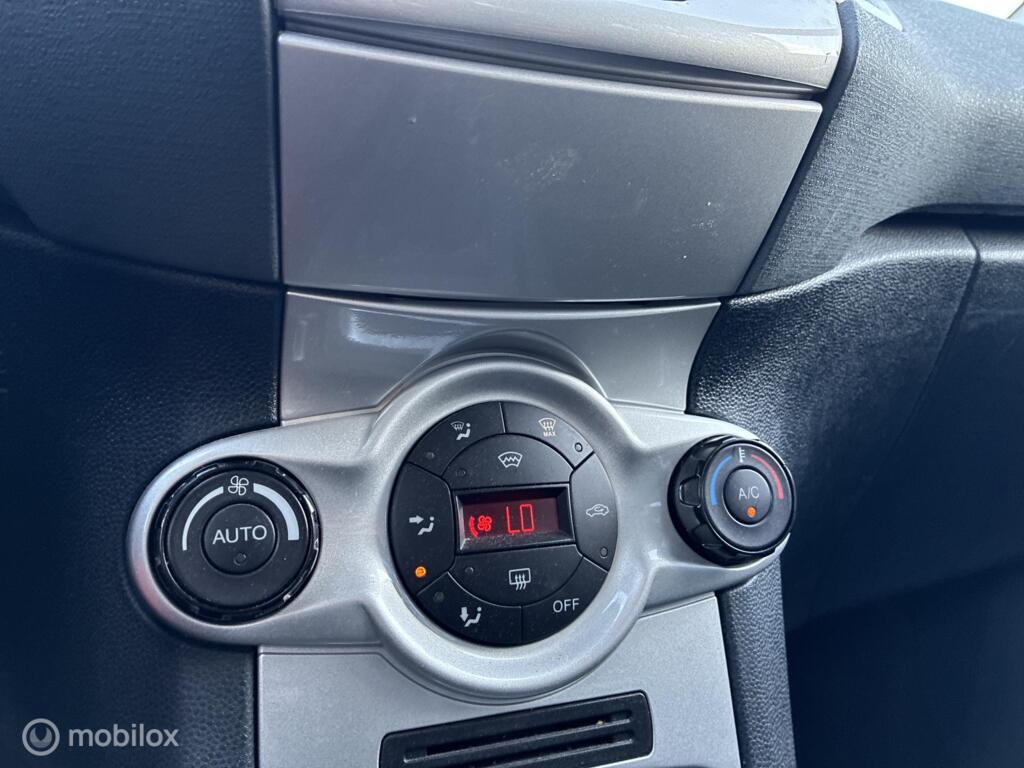 Ford Fiesta, 1.25 Titanium Airco kmst215.750 Nap BJ2011