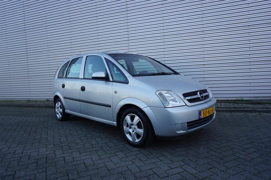 Opel Meriva 1.8-16v enjoy airco / elektr. ramen / trekhaak / lm velgen / na