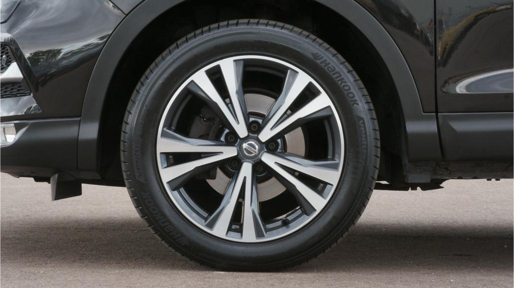Nissan Qashqai 1.2 n-connecta rijklaar incl garantie
