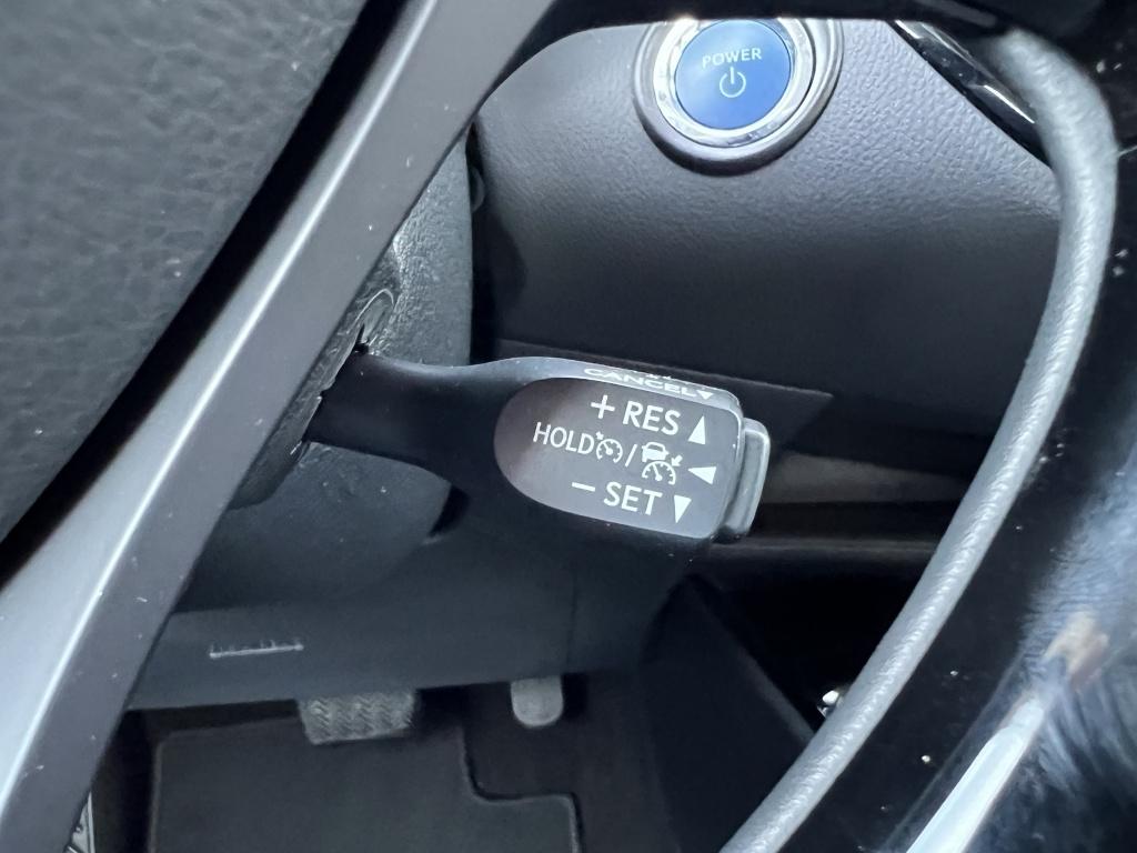 Toyota C-hr 1.8 hybrid executive