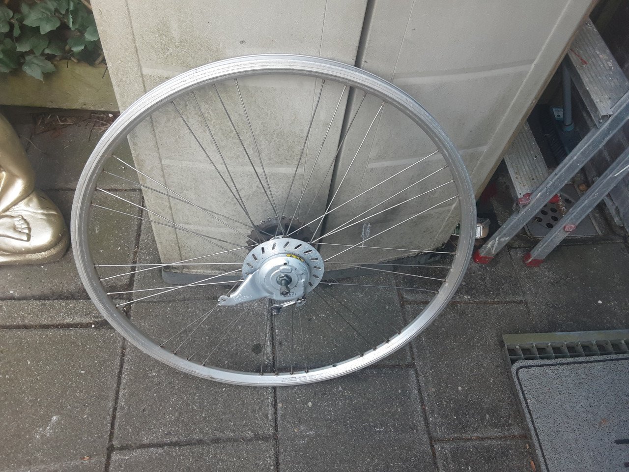 Gazelle 28 inch shimano achterwiel, 8 speed cassette, uitvalnaaf