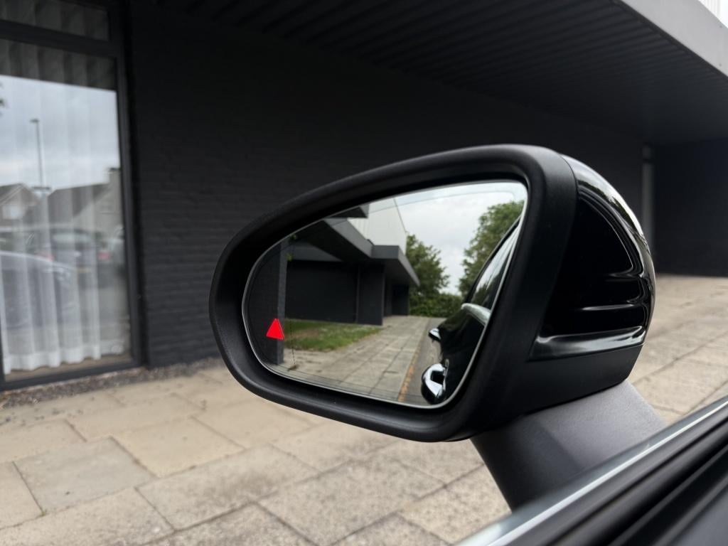 Mercedes-Benz Cla 250e - amg pakket - ambilight - pano -
