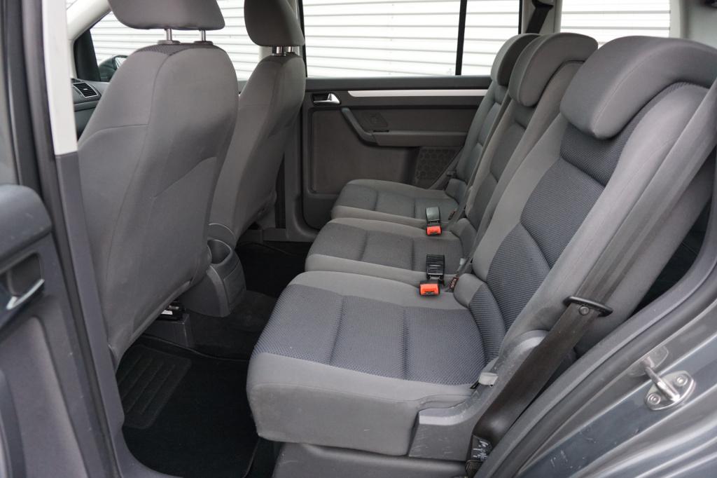 Volkswagen Touran 1.2 tsi trendline bluemotion 7-persoons climate / trekhaa