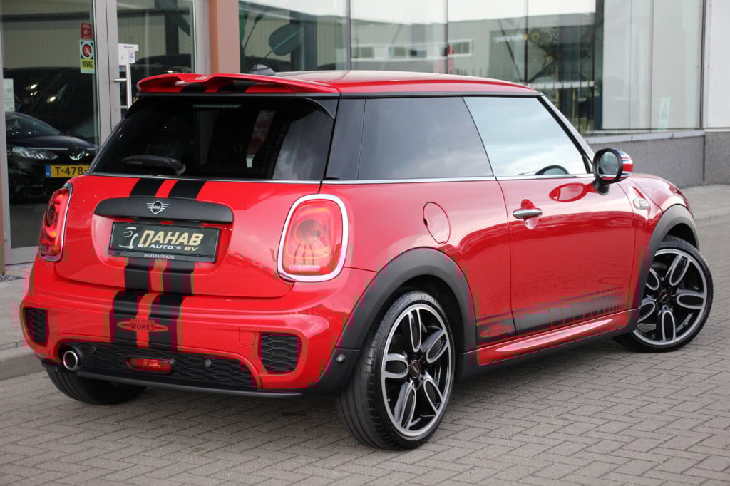 Mini Cooper mini 1.5 | john cooper works pakket | jcw stoelen | parkeersens