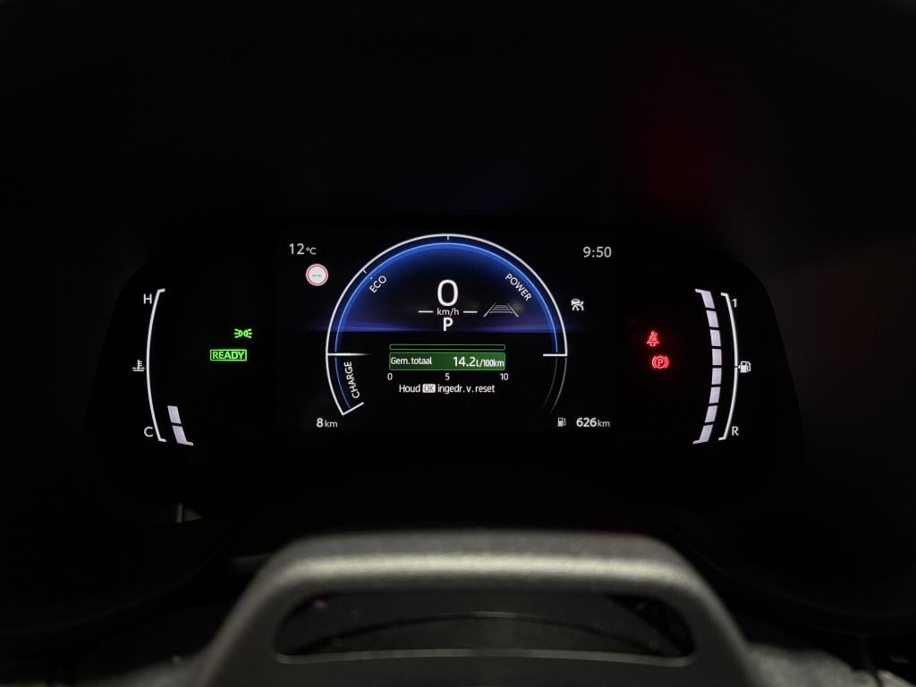 Toyota Aygo x 15 hydrid play | black & white |